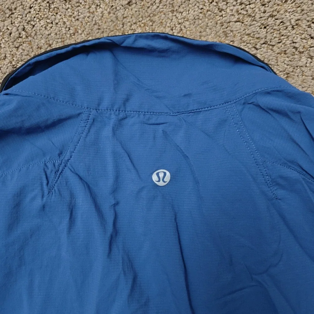 Lululemon Mens Blue Full Zip Windbreaker Track Jacket Laser Cut Venting‎ XL